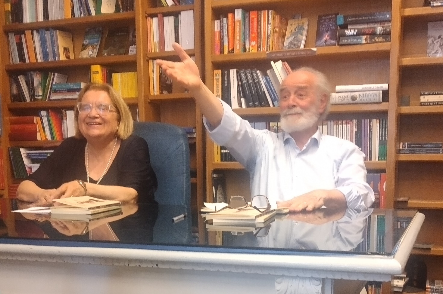 UN ANGOLO DI CORTE 08-06-2024